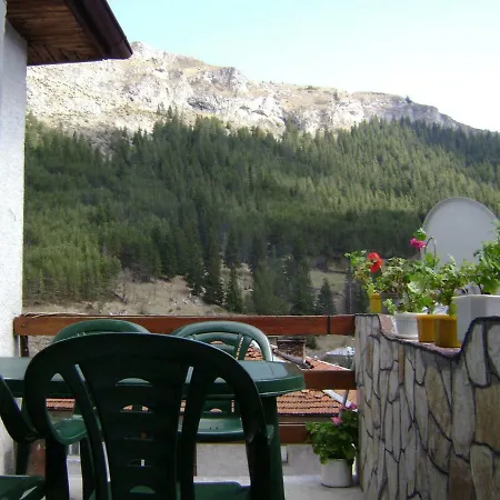 Denitsa Maison d'hôtes Trigrad
